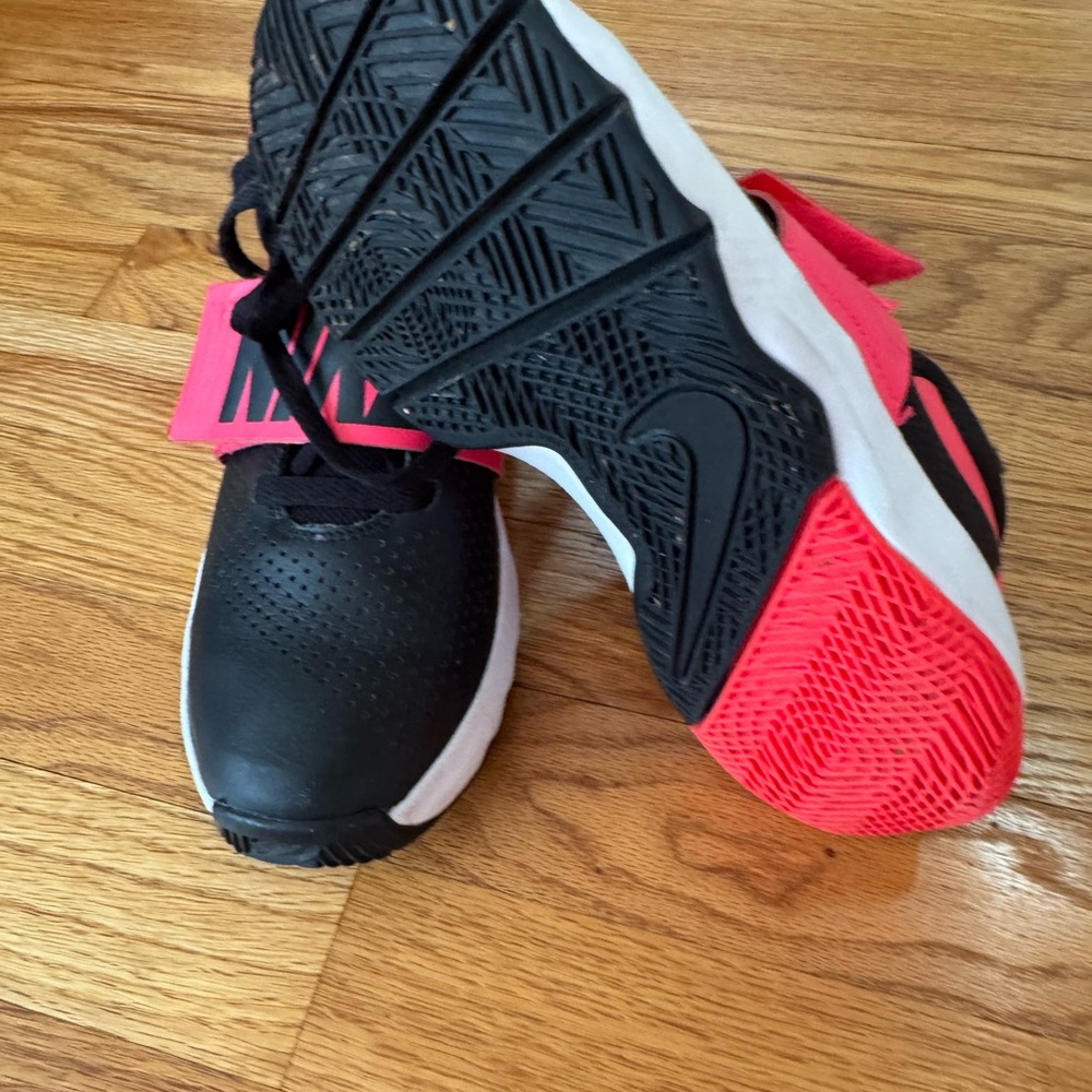 Nike Black and Pink Sneakers with Adjustable Straps - Picture 4 of 4